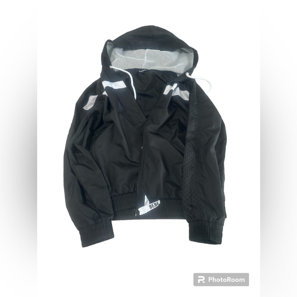 Women’s Bebe small light jacket